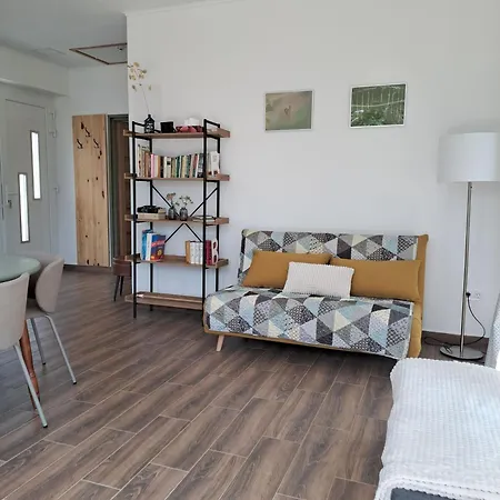 Garden House Appartement Dég